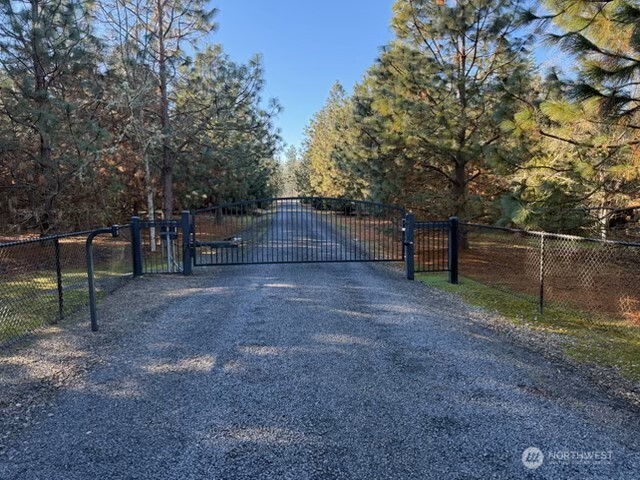 246 27 Walker Road , Toledo, WA 98591-9419