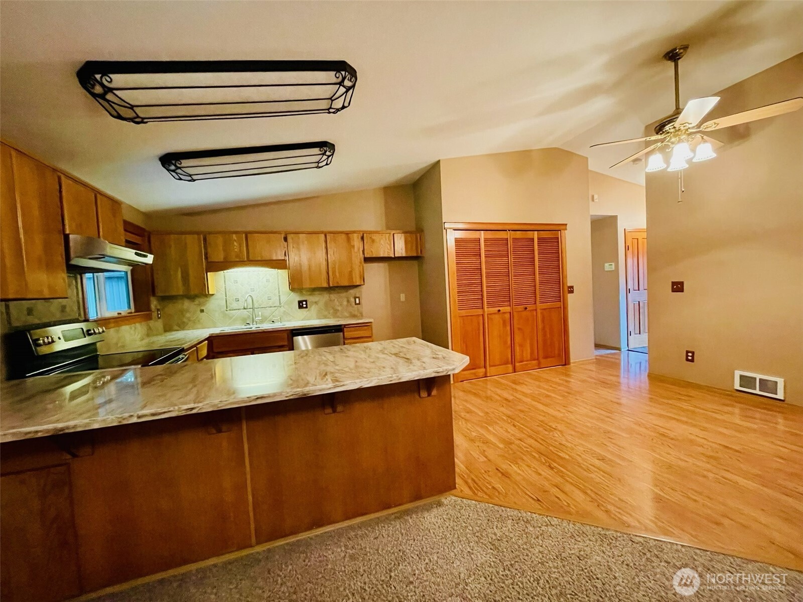 246 27 Walker Road , Toledo, WA 98591-9419