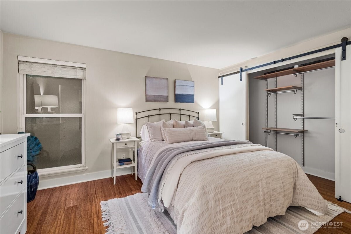 1717 5th Avenue N #103, Seattle, WA 98109