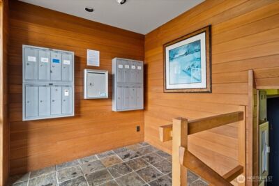 1717 5th Avenue N #103, Seattle, WA 98109 - Photo 22