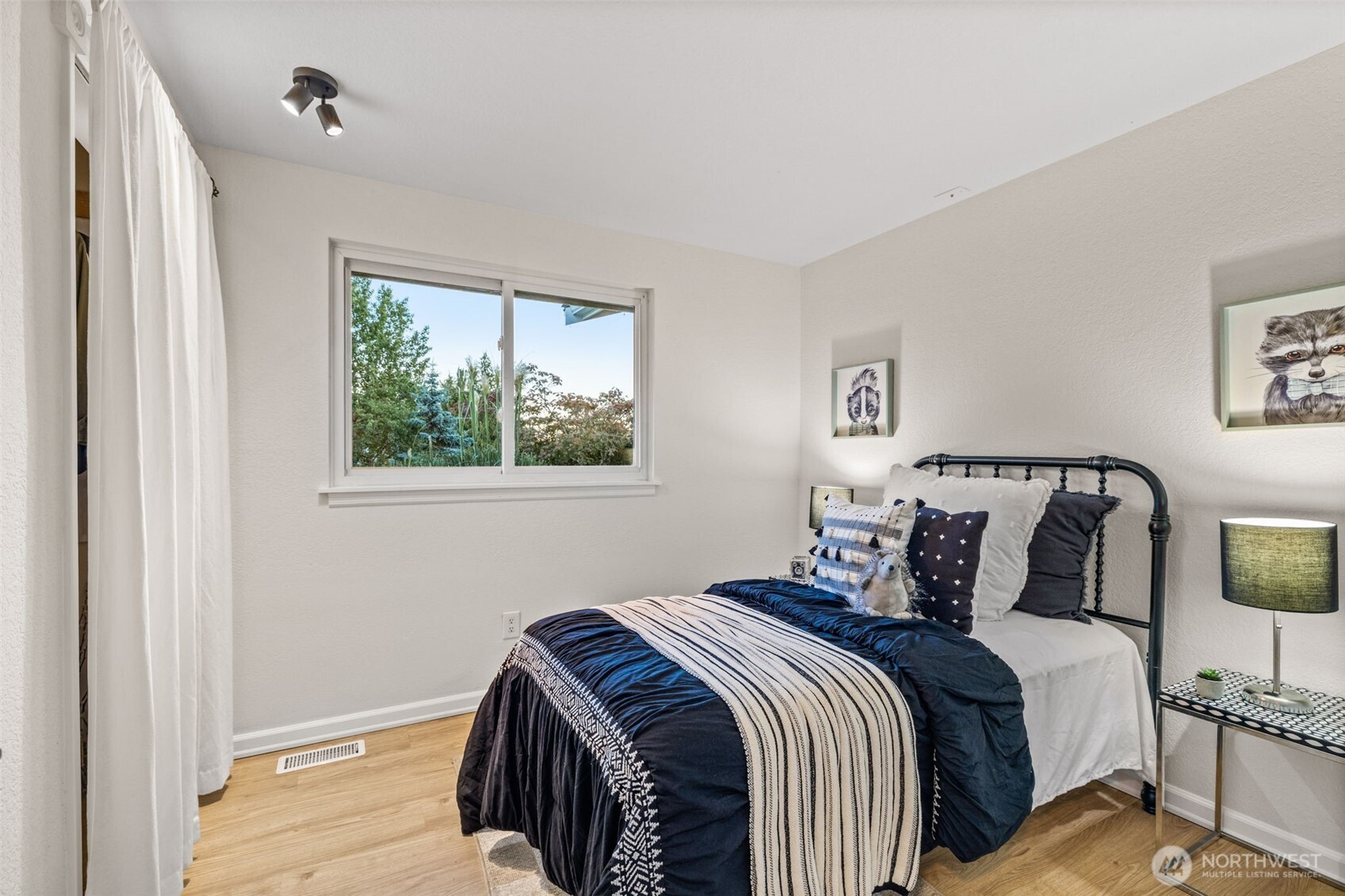 1313 228th Place SW, Bothell, WA 98021