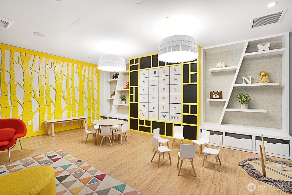 188 Bellevue Way NE #1804, Bellevue, WA 98004