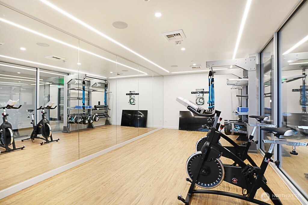 188 Bellevue Way NE #1804, Bellevue, WA 98004