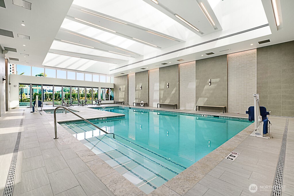 188 Bellevue Way NE #1804, Bellevue, WA 98004