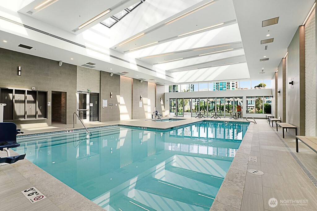 188 Bellevue Way NE #1804, Bellevue, WA 98004