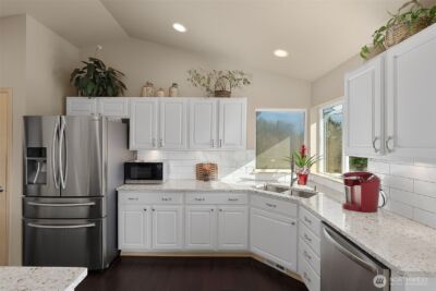 117 Briarwood Court , Chehalis, WA 98532 - Photo 8