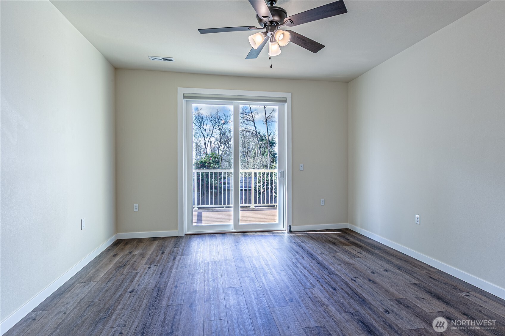 1930 Westridge Avenue W, Tacoma, WA 98466