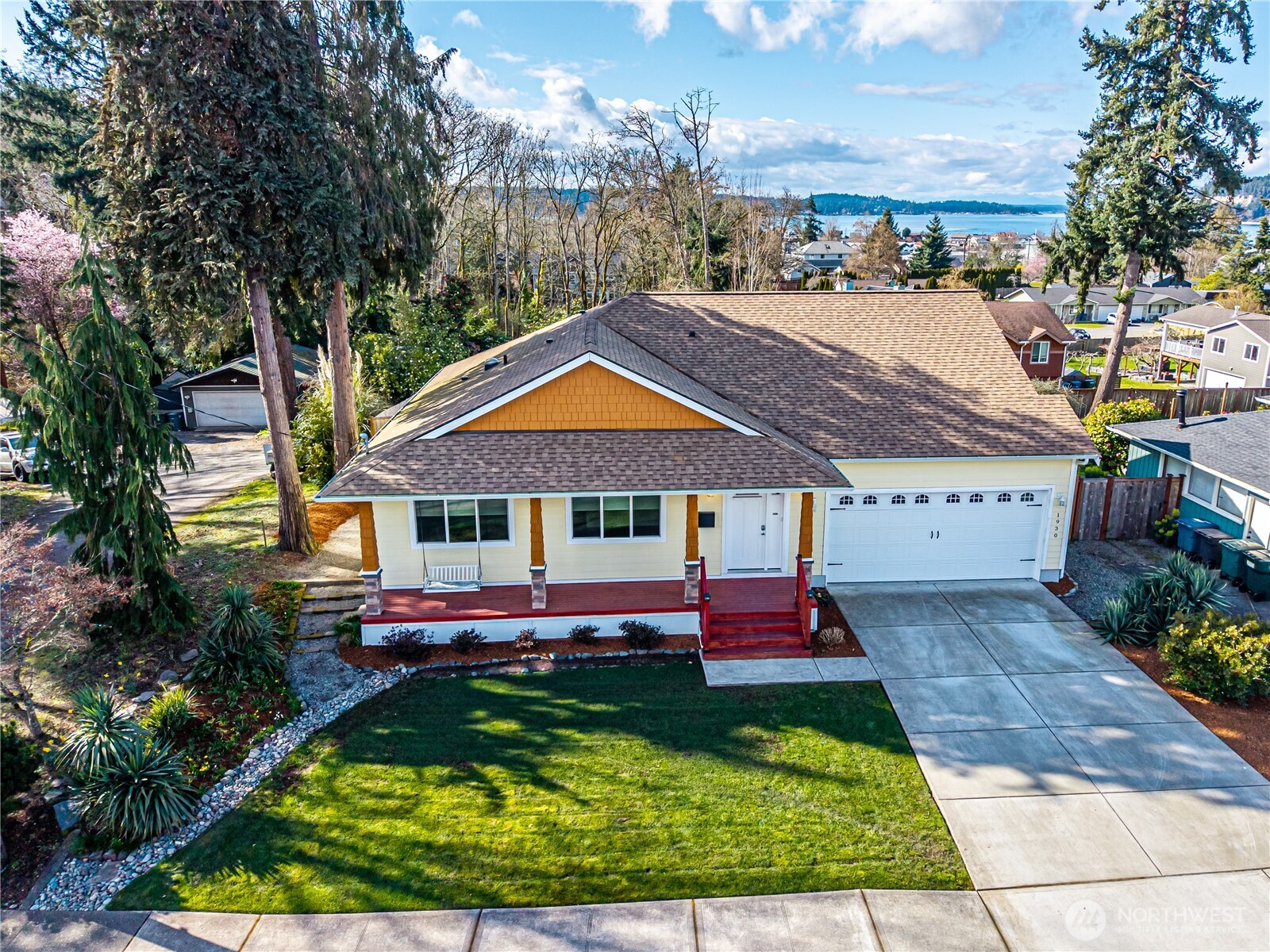 1930 Westridge Avenue W, Tacoma, WA 98466