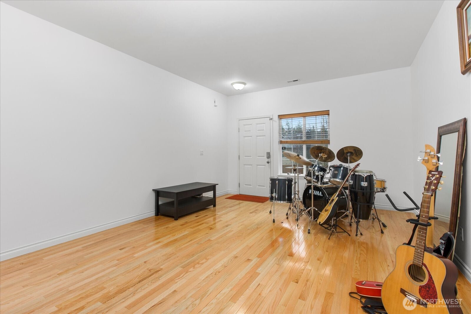 27867 256th Court SE, Maple Valley, WA 98038