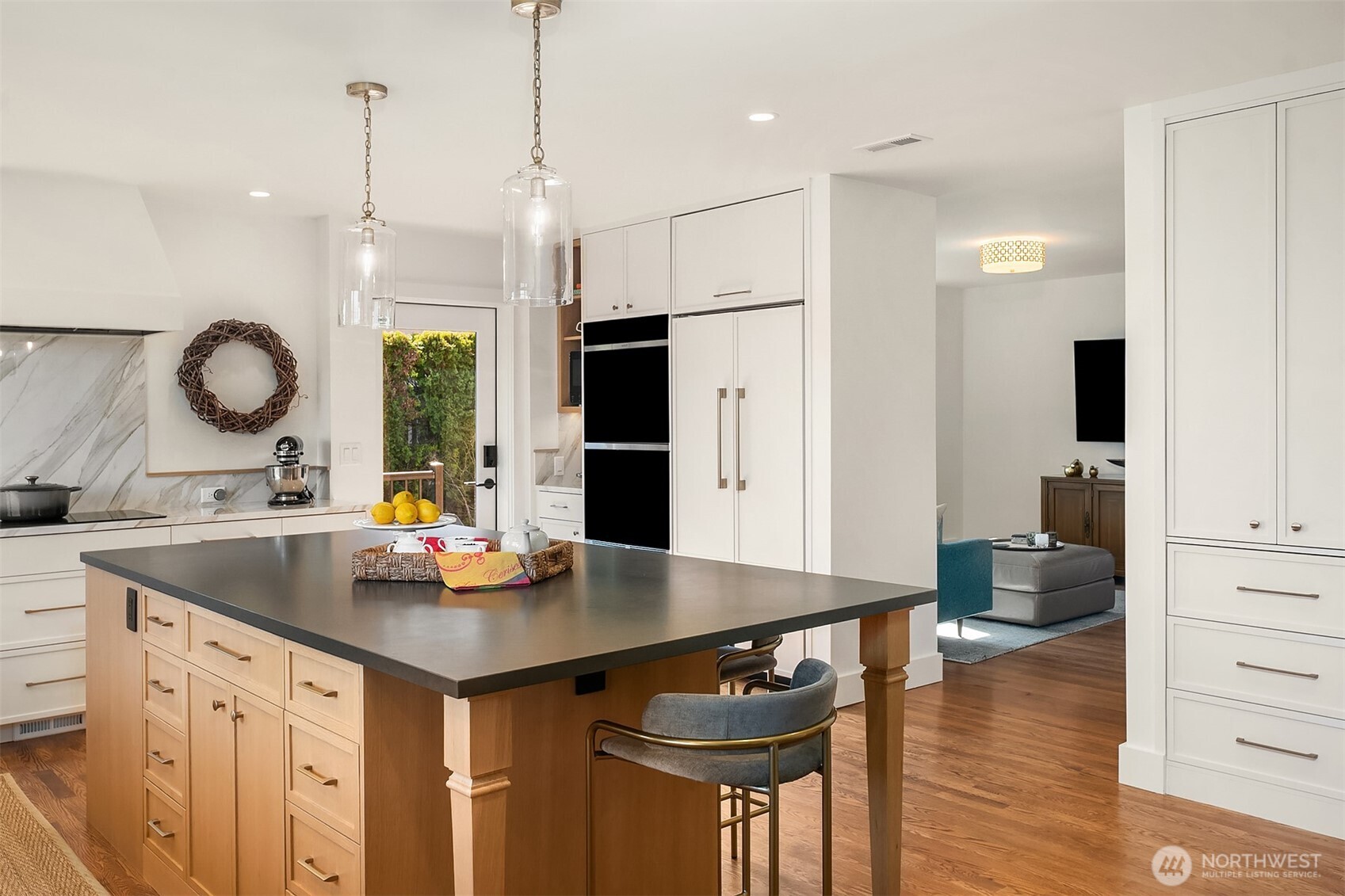 7315 51st Avenue NE, Seattle, WA 98115-6133