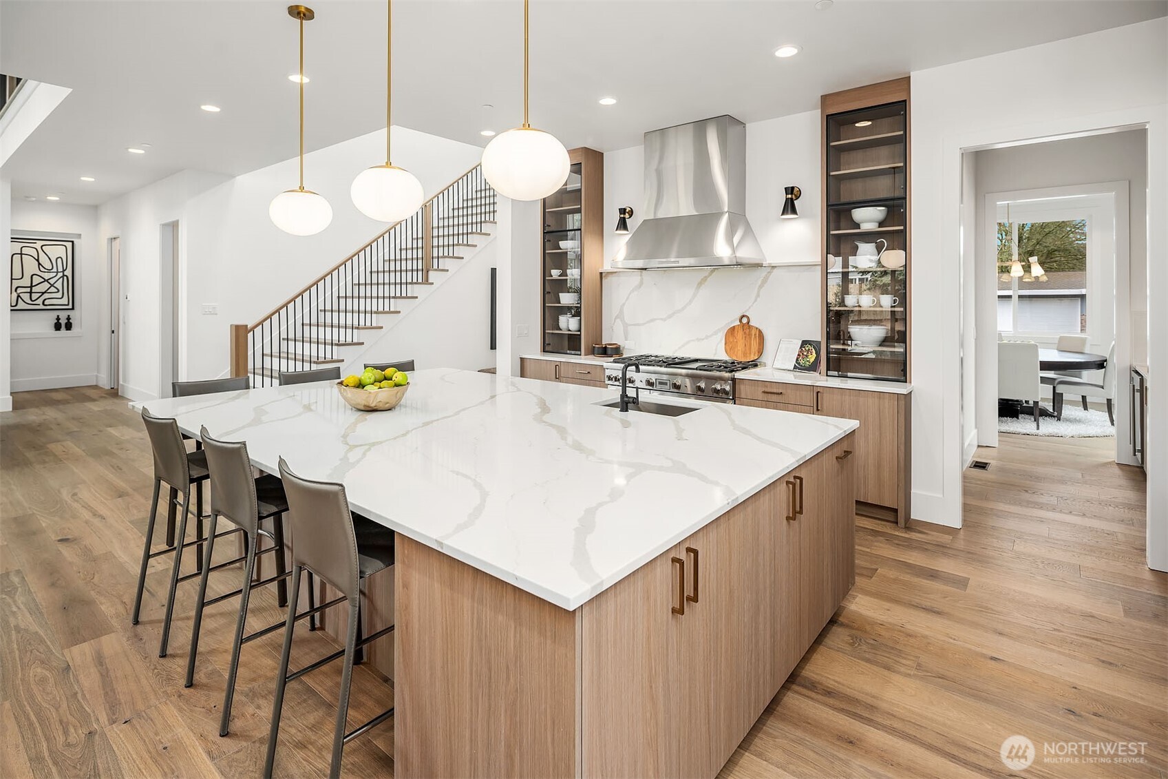 16544 SE 28th Street , Bellevue, WA 98008