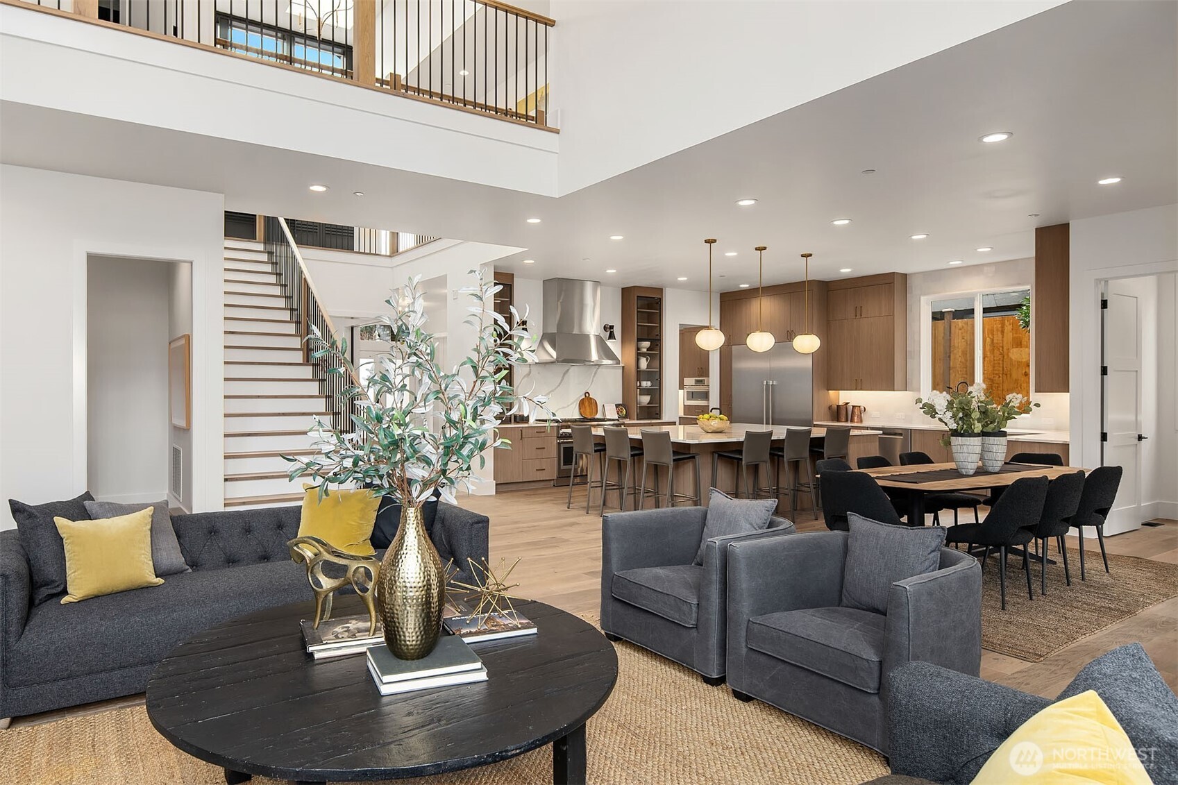 16544 SE 28th Street , Bellevue, WA 98008