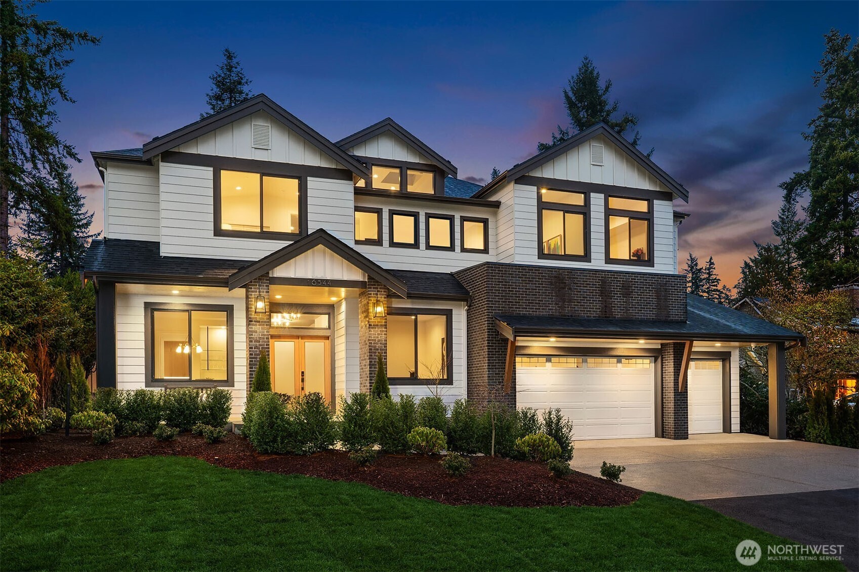 16544 SE 28th Street , Bellevue, WA 98008