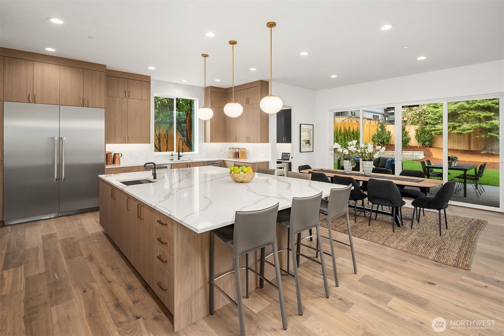 16544 SE 28th Street , Bellevue, WA 98008