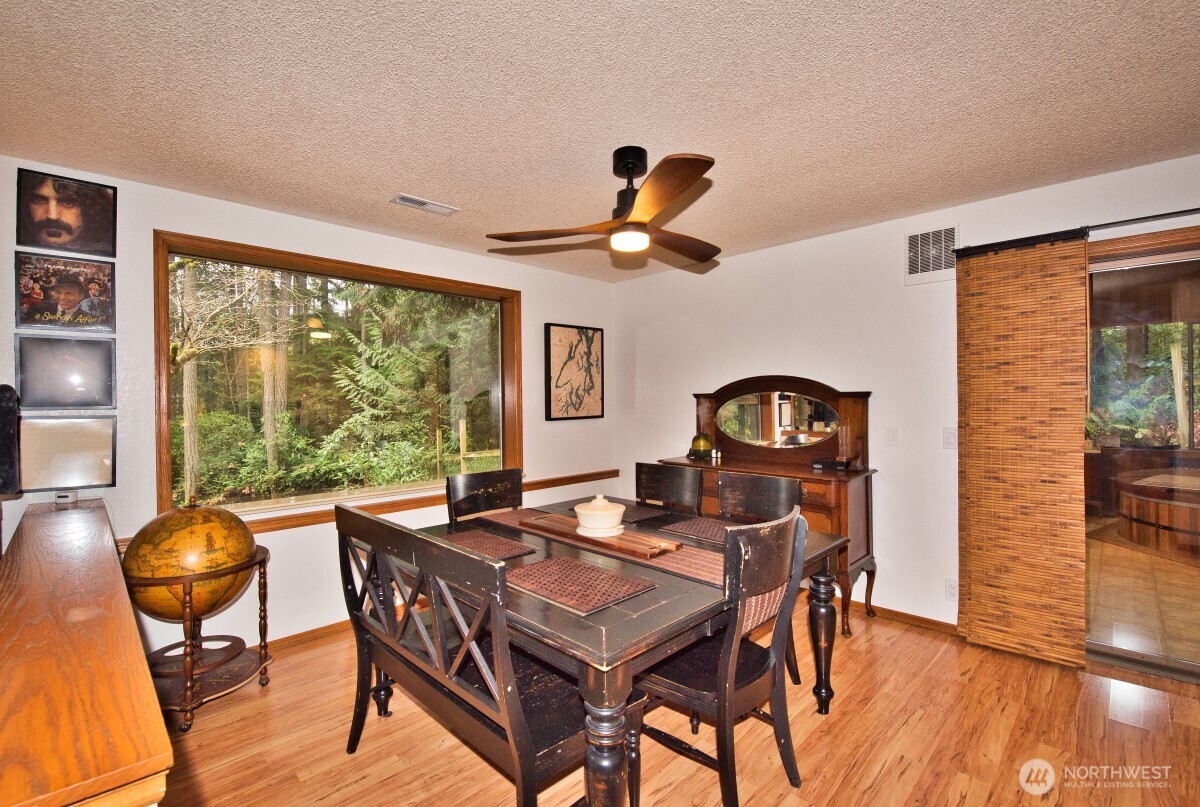 2041 Ptarmigan Lane NW, Poulsbo, WA 98370