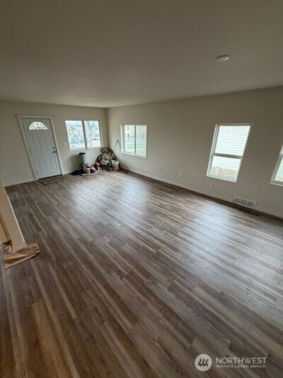 1432 E 29th Street , Tacoma, WA 98404 - Photo 3