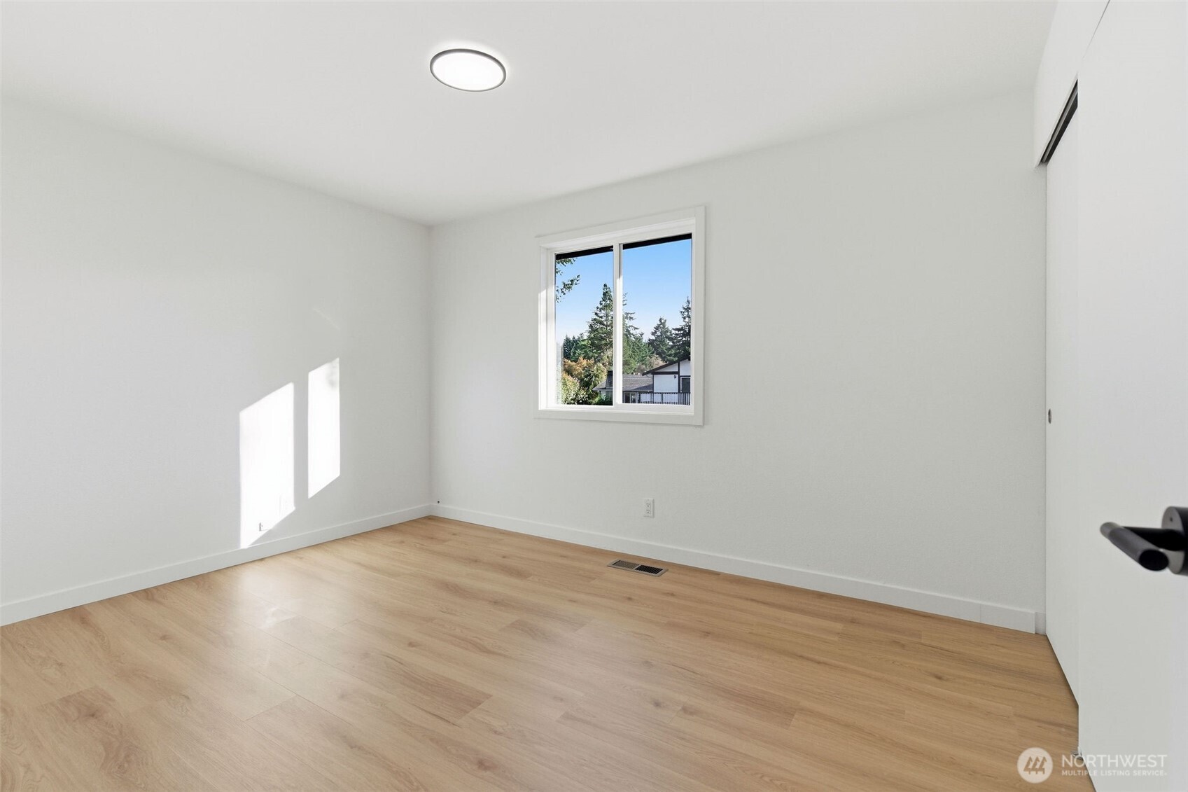 4136 SW 321st ST , Federal Way, WA 98023