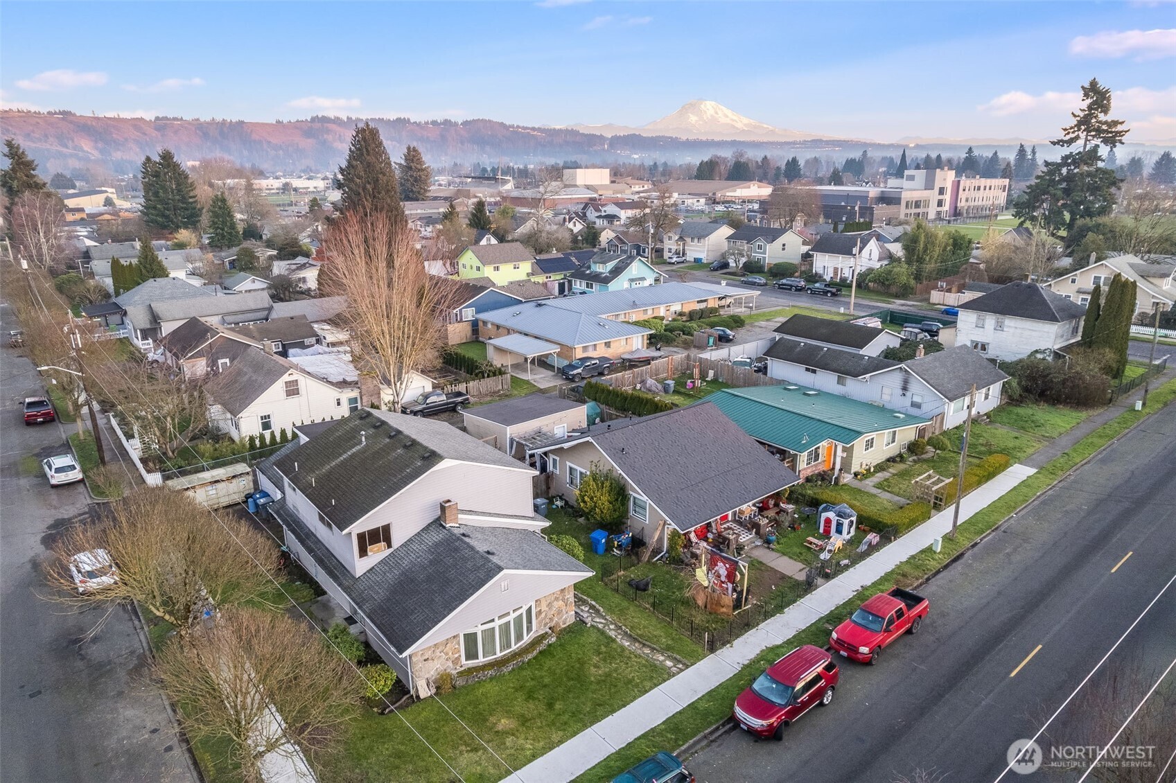 1319 Wood Avenue , Sumner, WA 98390