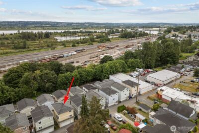 1118 Chestnut Court #18, Everett, WA 98201 - Photo 1