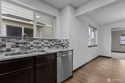 1118 Chestnut Court #18, Everett, WA 98201 - Photo 15