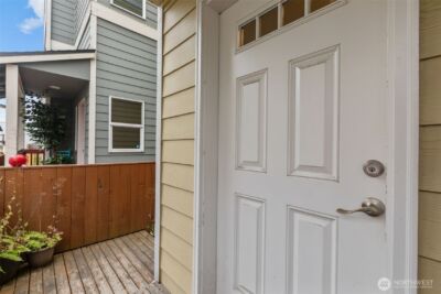 1118 Chestnut Court #18, Everett, WA 98201 - Photo 3