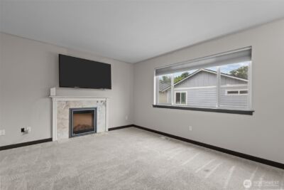 1118 Chestnut Court #18, Everett, WA 98201 - Photo 4