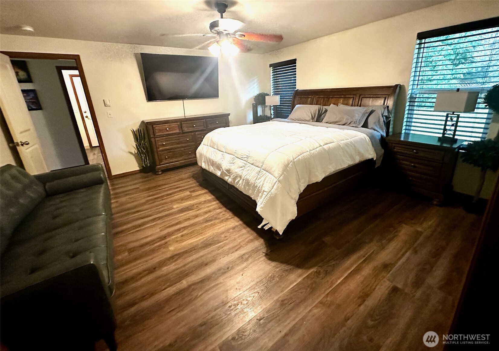 381 Elk Valley Road , Forks, WA 98331-9201