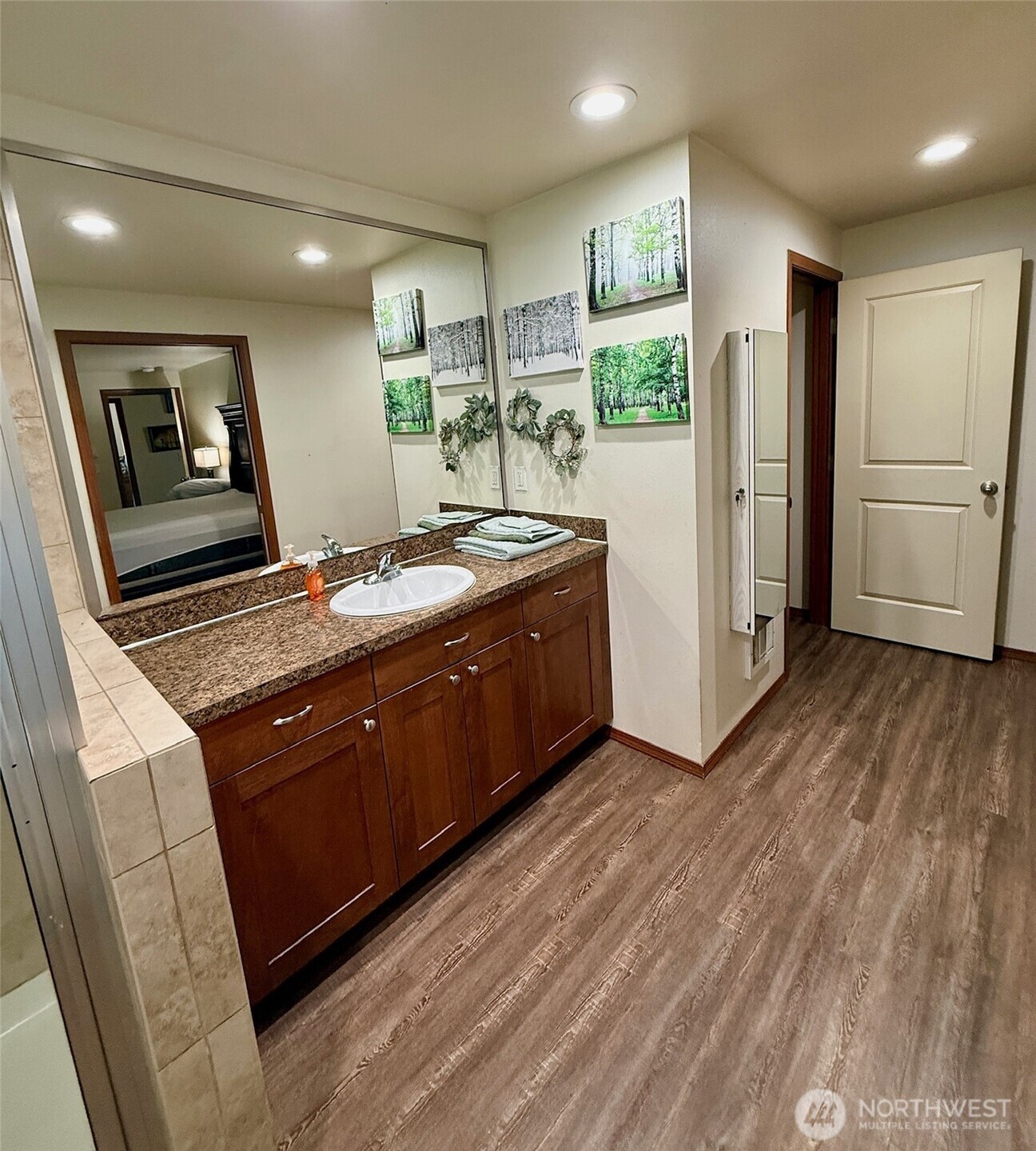 381 Elk Valley Road , Forks, WA 98331-9201