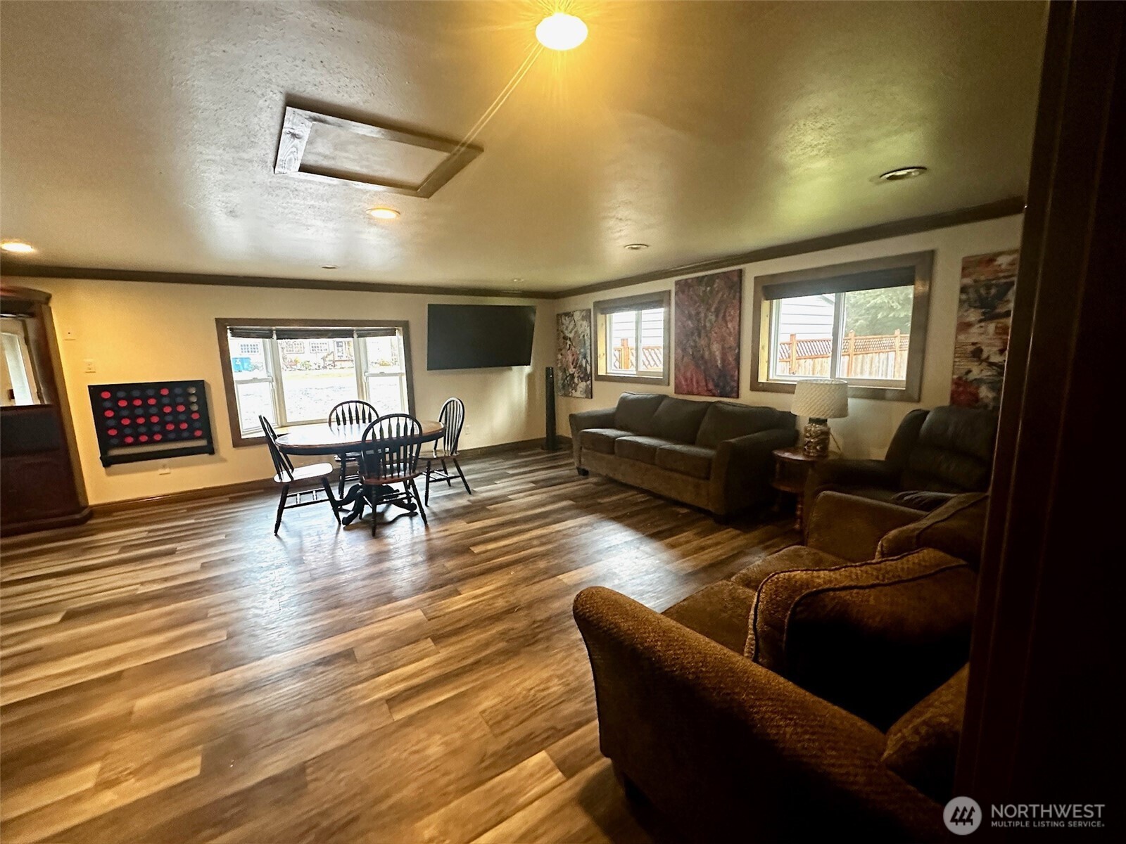 381 Elk Valley Road , Forks, WA 98331-9201