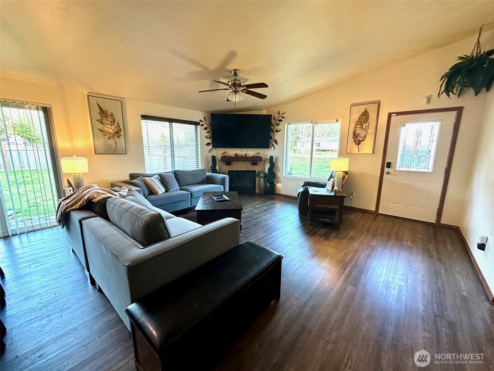 381 Elk Valley Road , Forks, WA 98331-9201