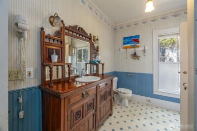 602 N Main Street , Coupeville, WA 98239 - Photo 11