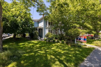 602 N Main Street , Coupeville, WA 98239 - Photo 2