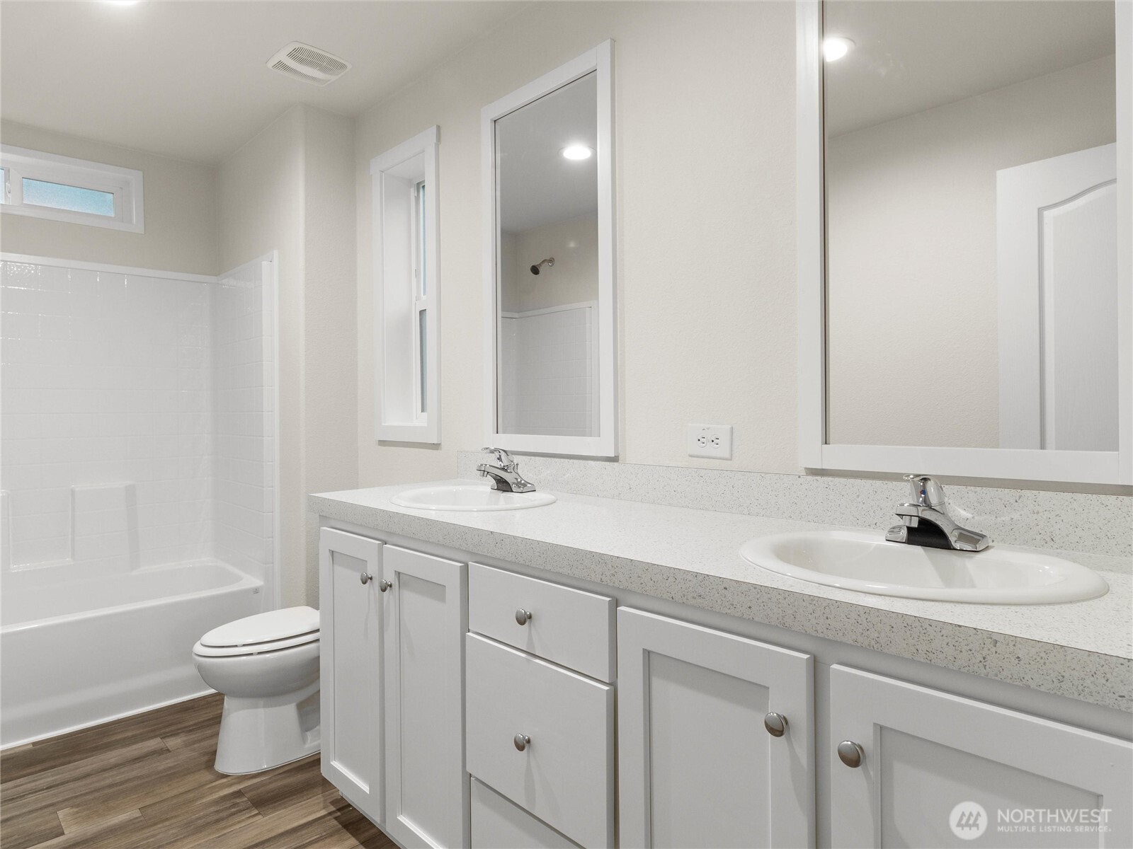 80 E Carr Place E, Shelton, WA 98584