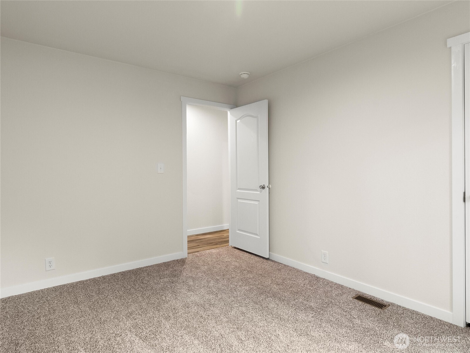 80 E Carr Place E, Shelton, WA 98584