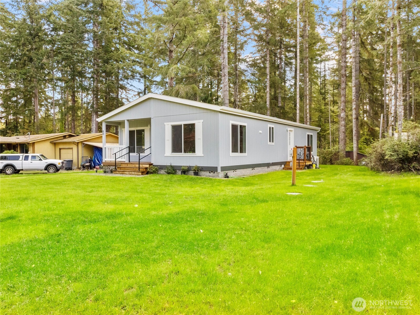 80 E Carr Place E, Shelton, WA 98584