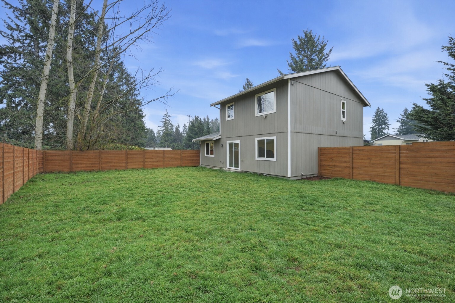 12801 Ridge Circle E, Bonney Lake, WA 98391