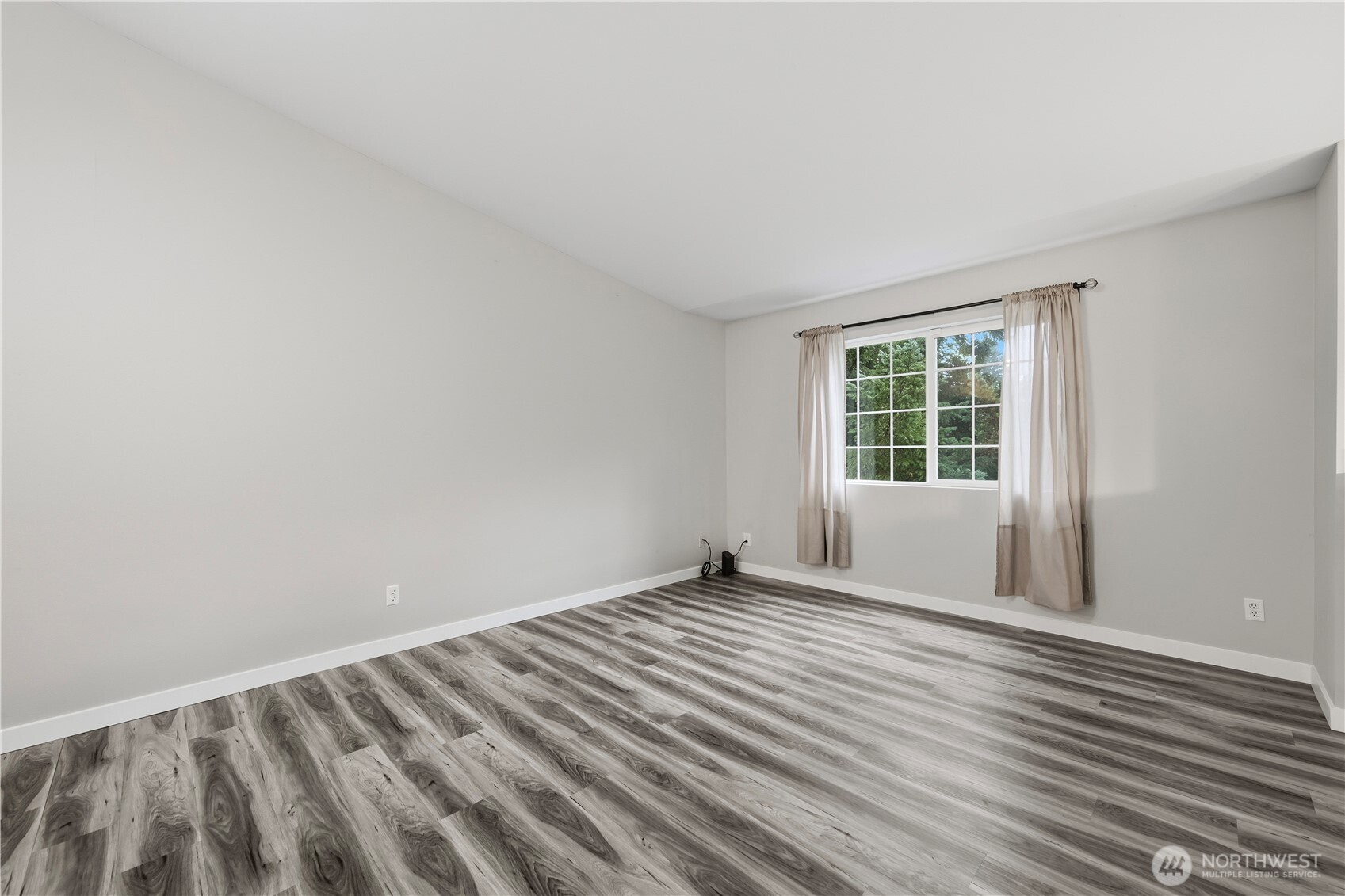 12801 Ridge Circle E, Bonney Lake, WA 98391