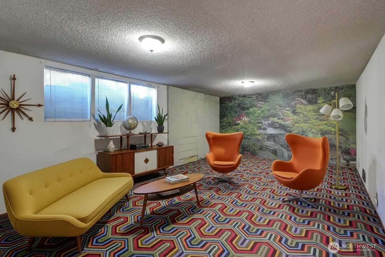 1730 N Narrows Drive , Tacoma, WA 98406-1510