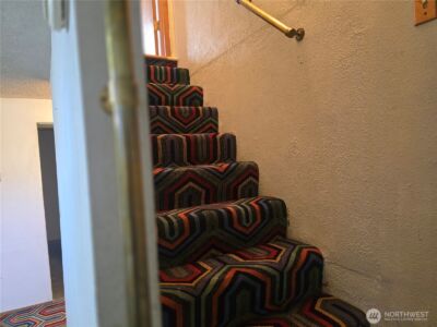 1730 N Narrows Drive , Tacoma, WA 98406-1510 - Photo 28