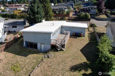 1730 N Narrows Drive , Tacoma, WA 98406-1510 - Photo 3