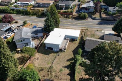 1730 N Narrows Drive , Tacoma, WA 98406-1510 - Photo 35