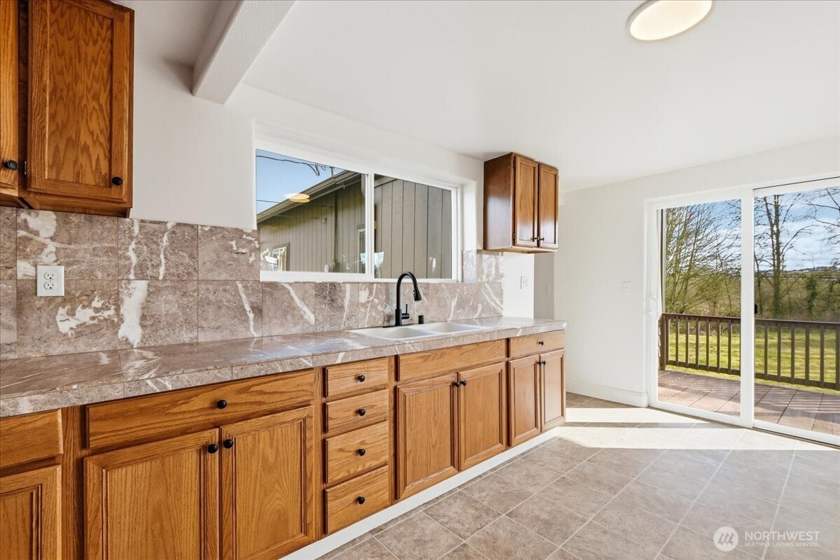 1025 NW Prindle Street , Chehalis, WA 98532