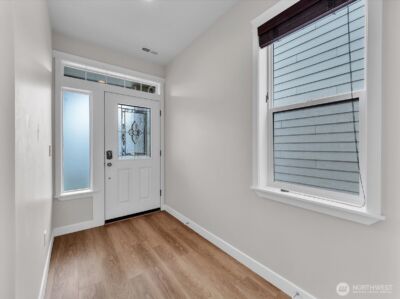 109 161st Place SE, Bothell, WA 98012 - Photo 3