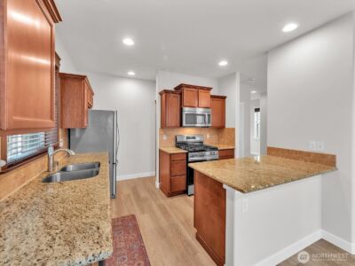 109 161st Place SE, Bothell, WA 98012 - Photo 8