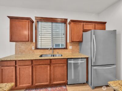 109 161st Place SE, Bothell, WA 98012 - Photo 9