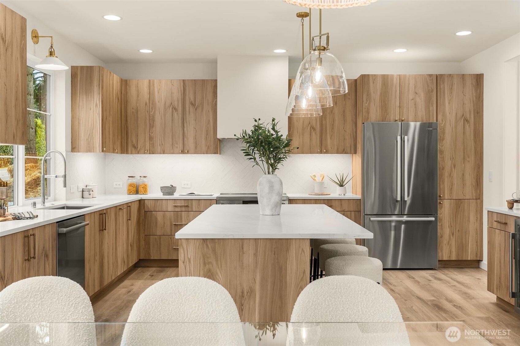 1864 1st Street , Kirkland, WA 98033