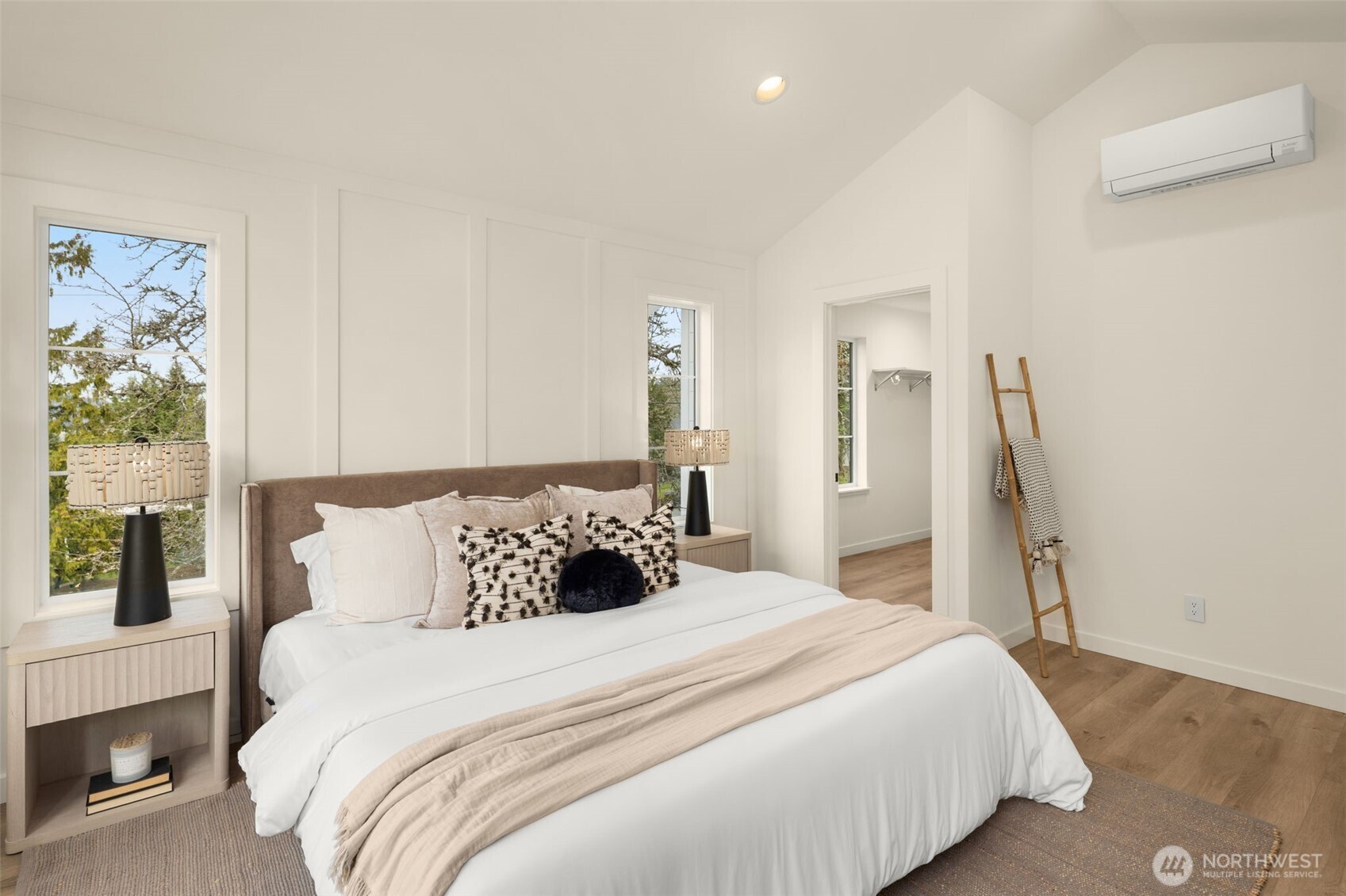 1864 1st Street , Kirkland, WA 98033