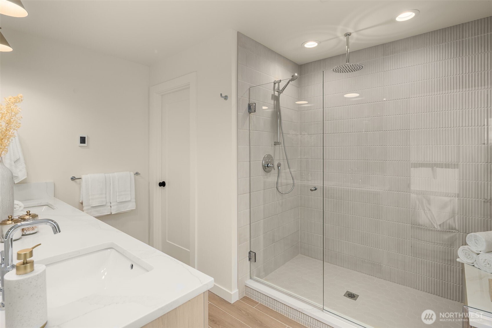 1864 1st Street , Kirkland, WA 98033