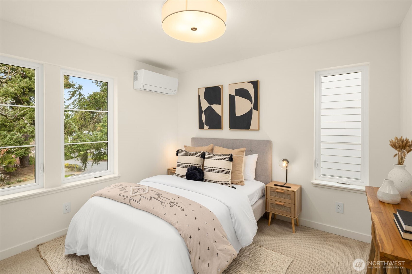 1864 1st Street , Kirkland, WA 98033