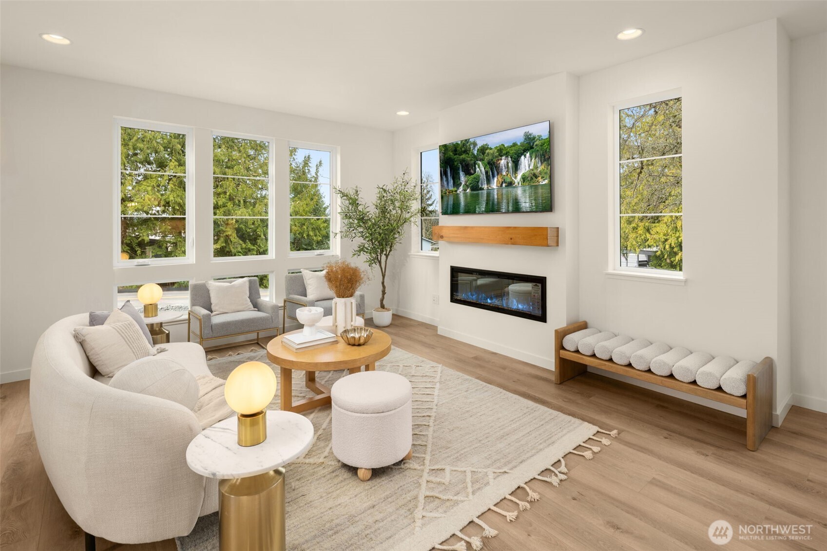 1864 1st Street , Kirkland, WA 98033